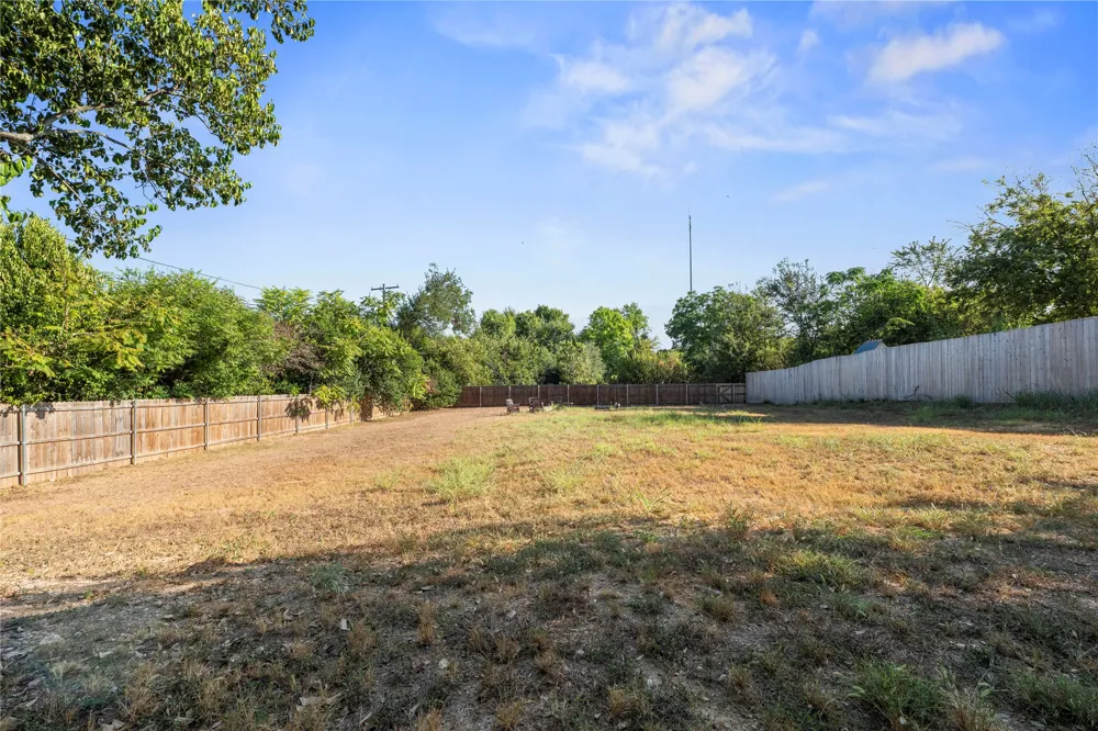 140 E 15th Avenue Belton, TX 76513