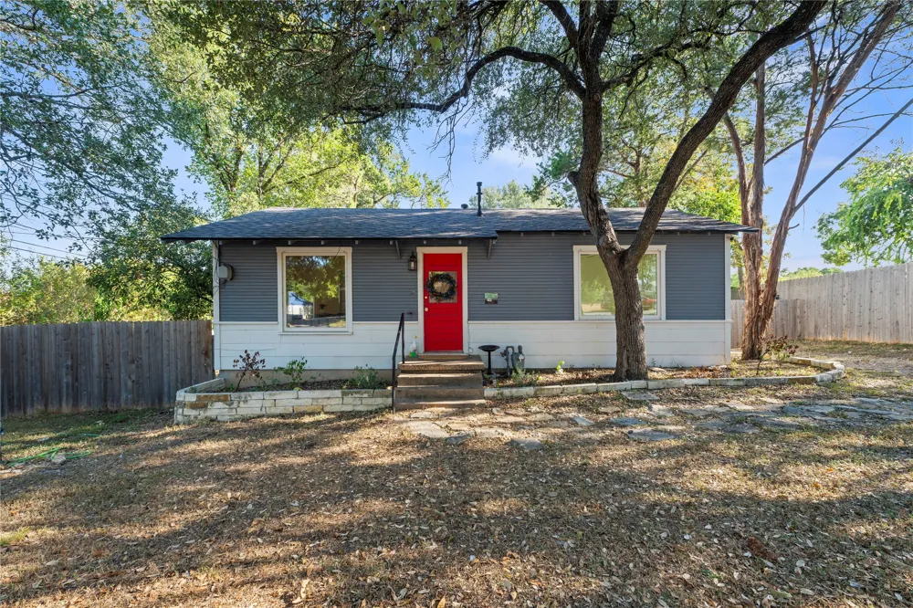140 E 15th Avenue Belton, TX 76513