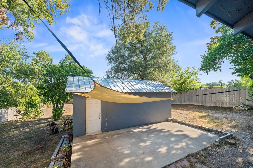 140 E 15th Avenue Belton, TX 76513