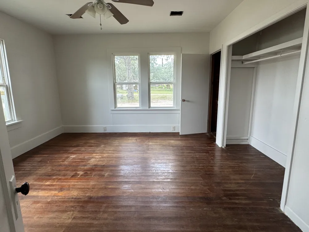 2443 East Old State Highway 71 Highway La Grange, TX 78945