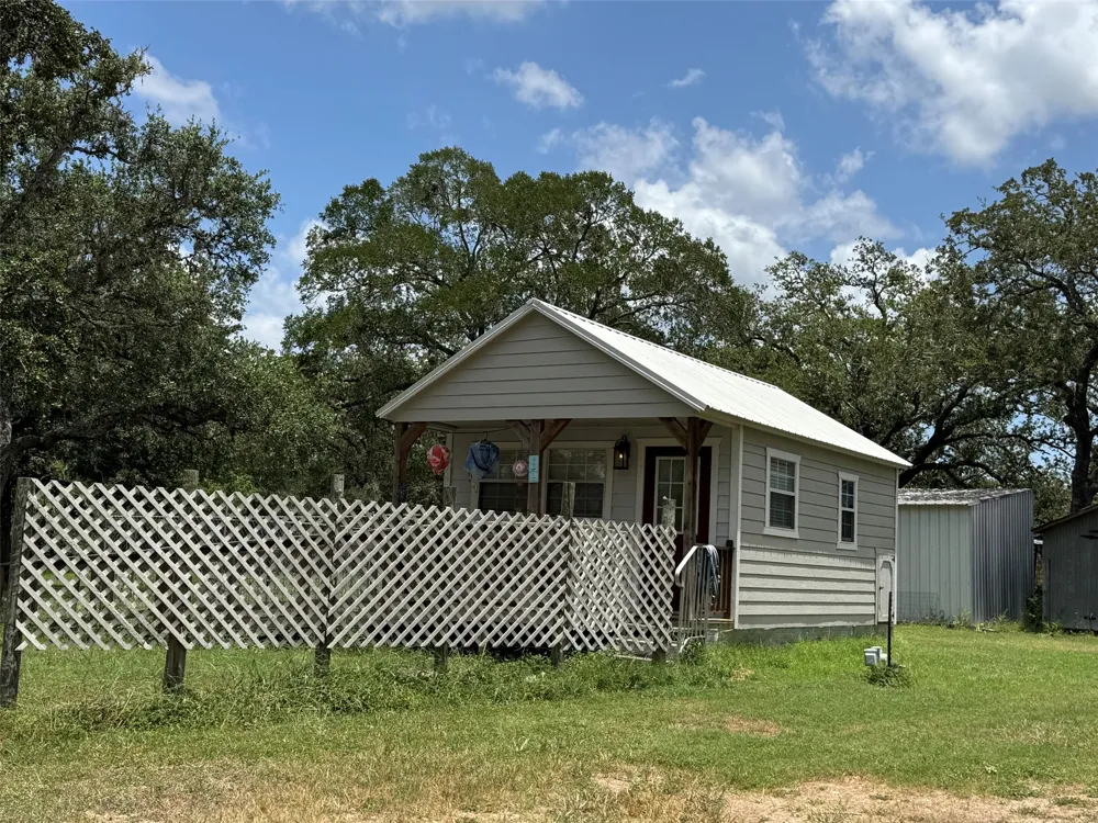 2443 East Old State Highway 71 Highway La Grange, TX 78945