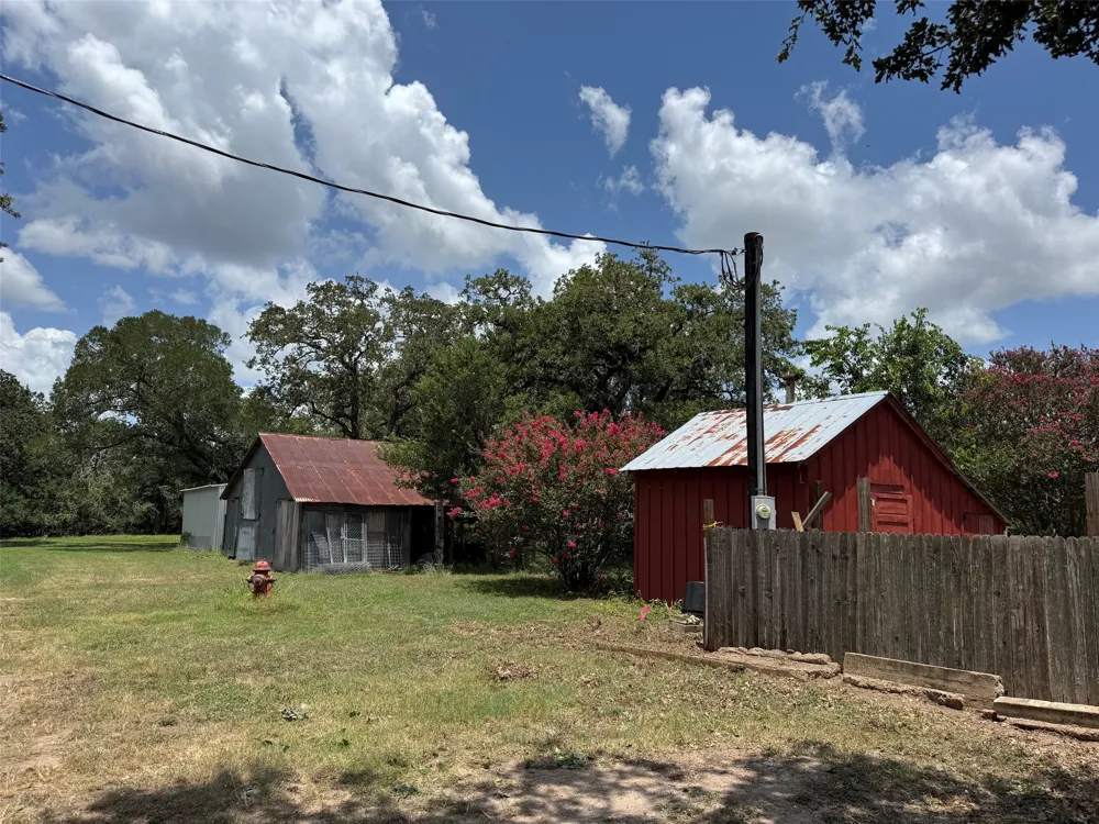 2443 East Old State Highway 71 Highway La Grange, TX 78945