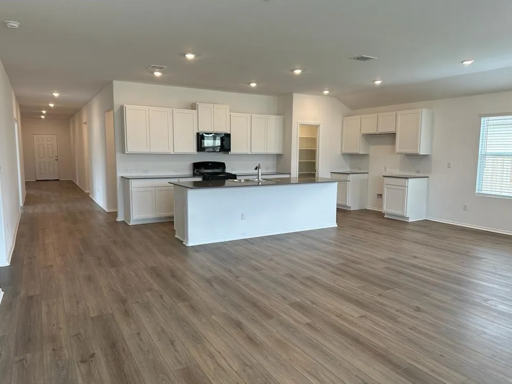 100 River Rise Road Kyle, TX 78640