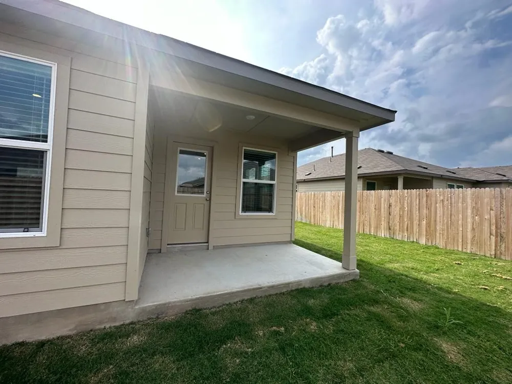 100 River Rise Road Kyle, TX 78640