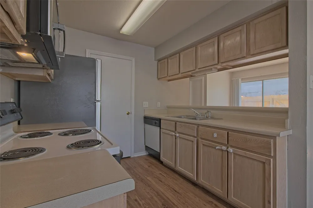 2211 Creekside Lane #B Georgetown, TX 78626