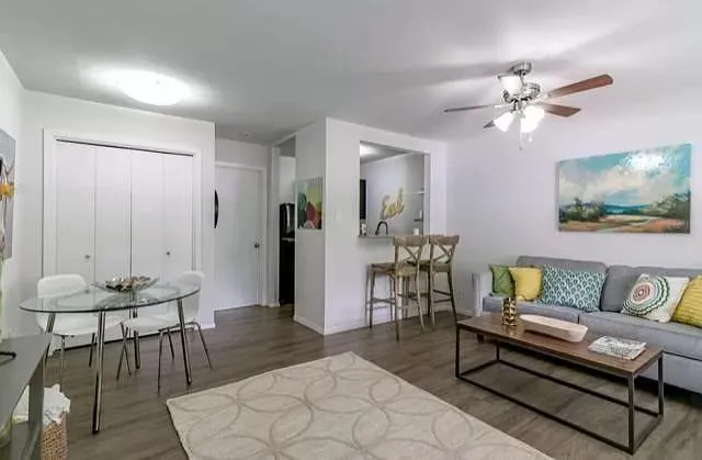1200 Mariposa Drive #2 Austin, TX 78704