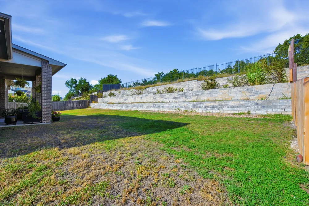 324 Stoney Point Road Austin, TX 78737