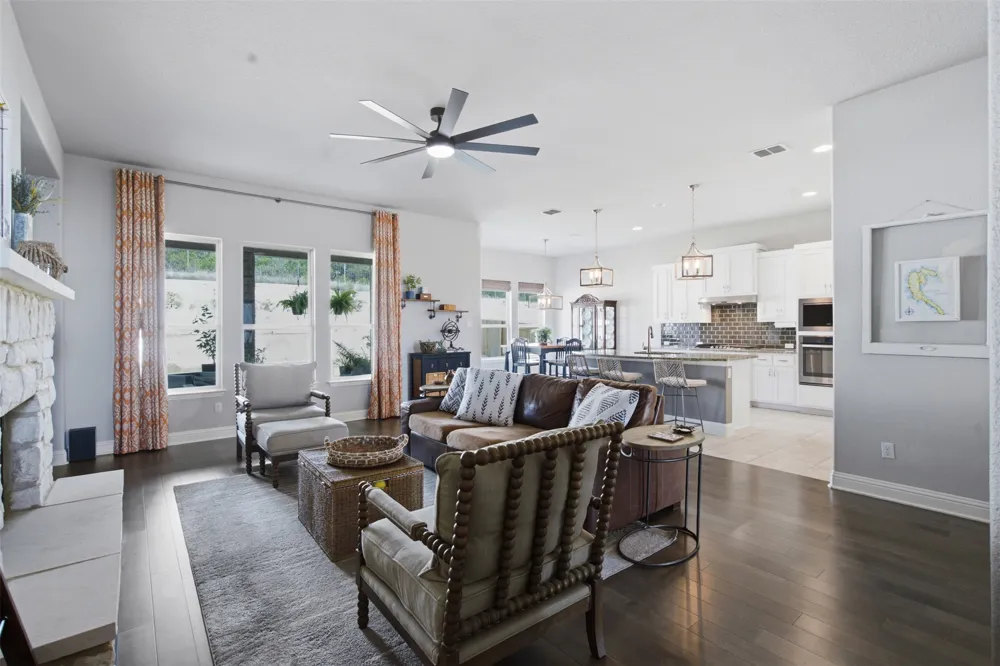 324 Stoney Point Road Austin, TX 78737