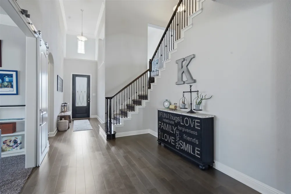 324 Stoney Point Road Austin, TX 78737