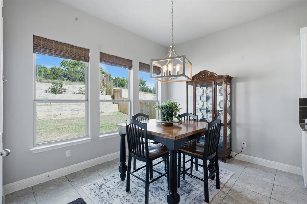 324 Stoney Point Road Austin, TX 78737