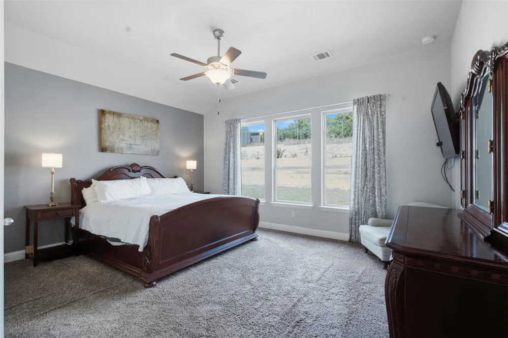 324 Stoney Point Road Austin, TX 78737