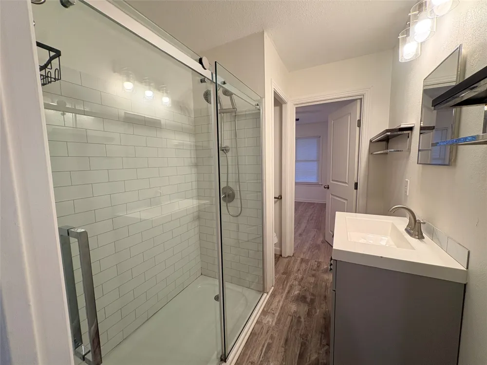 1509 O'Reilly Court #B Austin, TX 78734