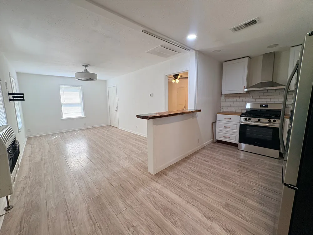 1509 O'Reilly Court #B Austin, TX 78734