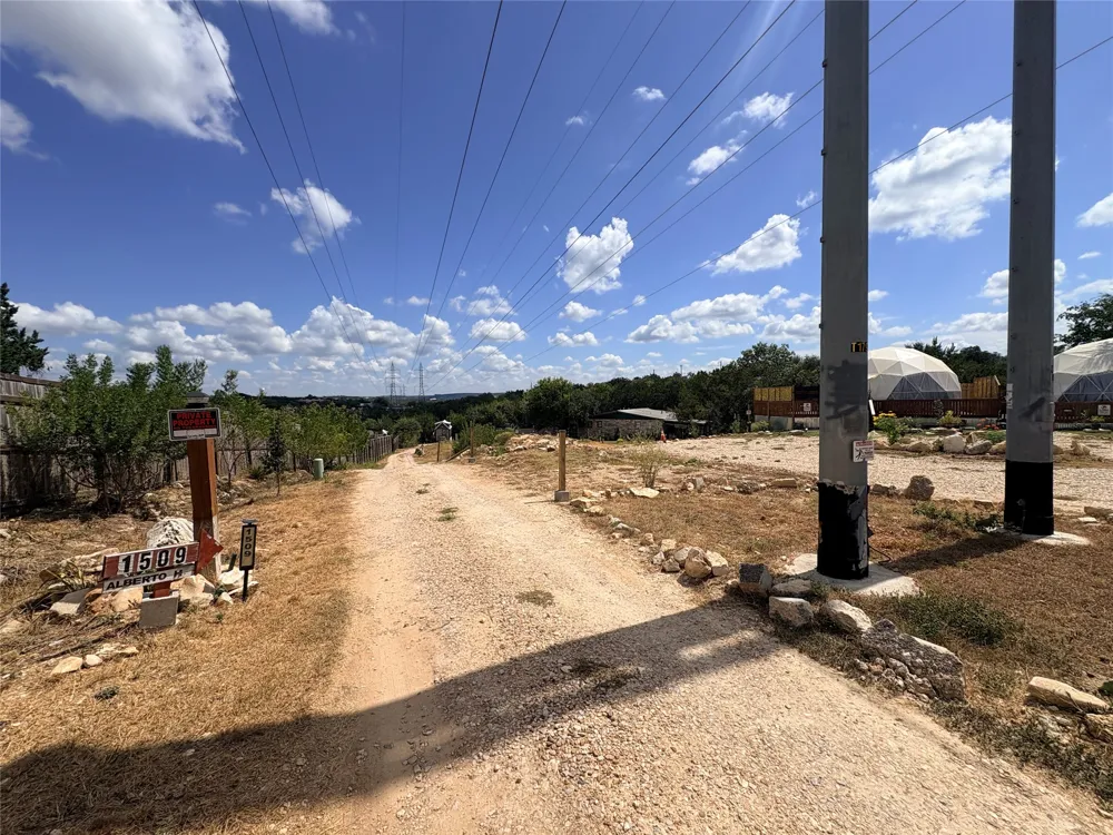 1509 O'Reilly Court #B Austin, TX 78734