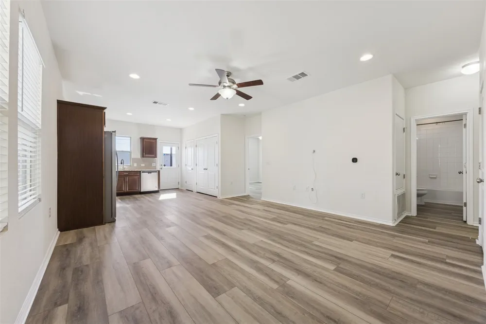 6401 Graymont Drive Austin, TX 78754