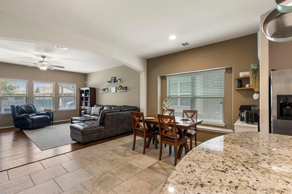 325 Vermilion Marble Trail Buda, TX 78610