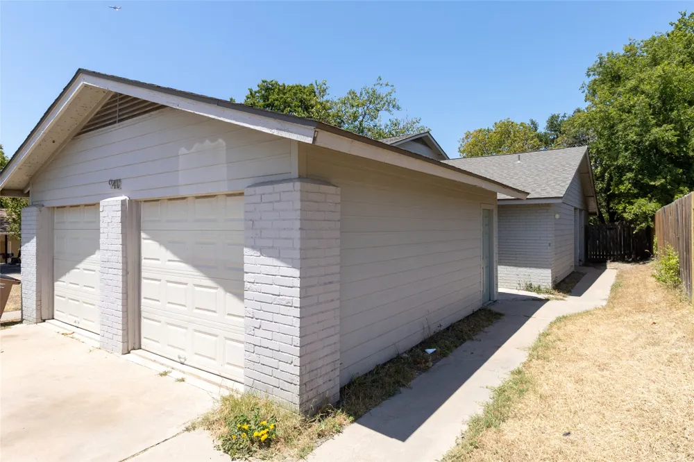 9412 Teasdale Terrace #B Austin, TX 78753