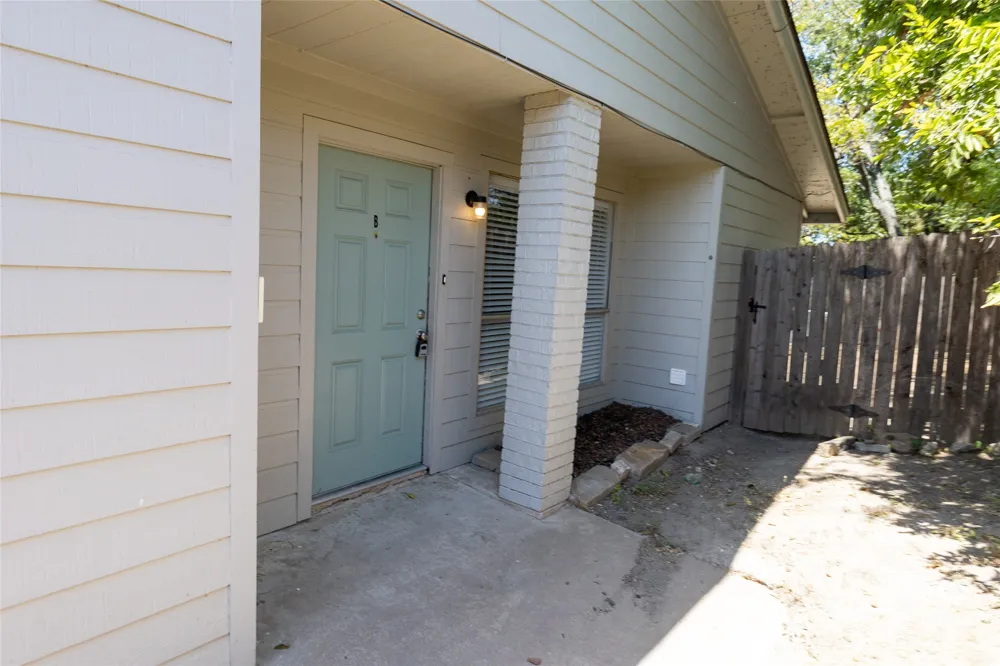 9412 Teasdale Terrace #B Austin, TX 78753