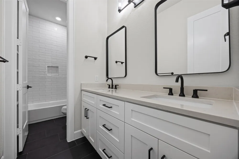 140 Caterpillar Lane Georgetown, TX 78628