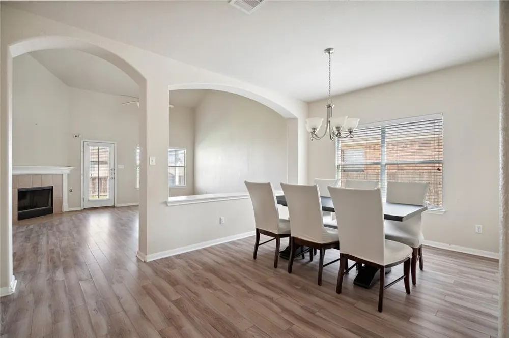 4517 Heritage Well Lane Round Rock, TX 78665