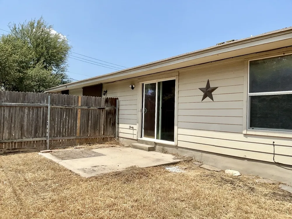 8605 Talyne Chaise Circle #A Austin, TX 78729