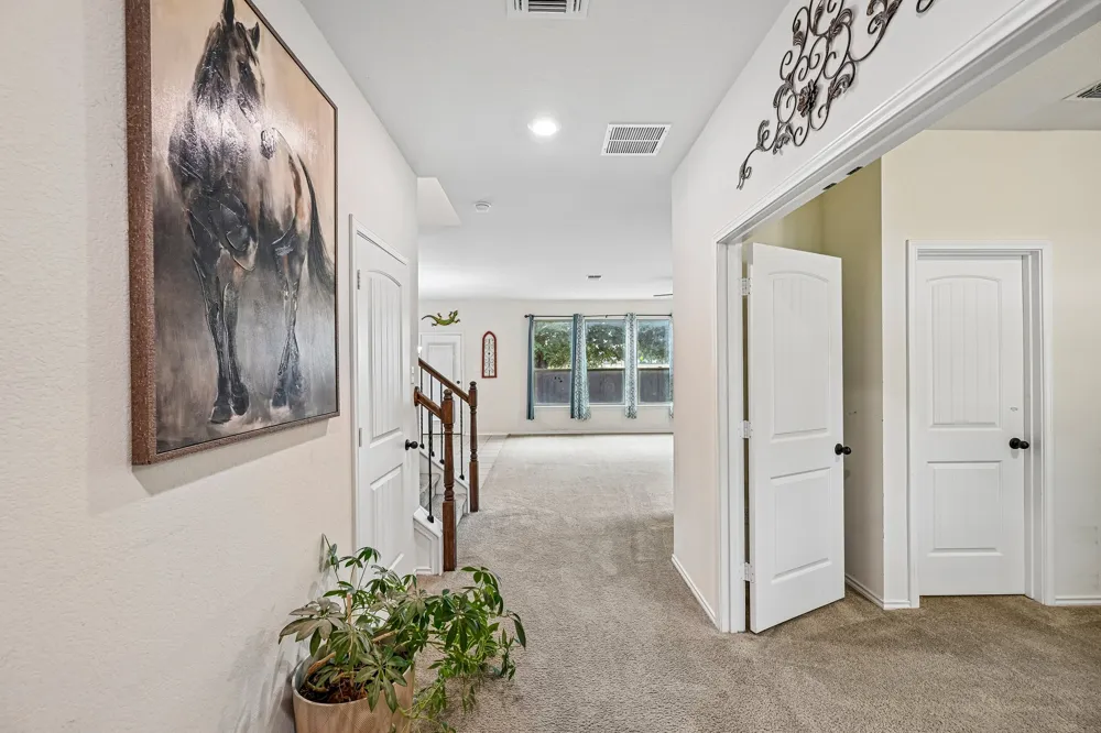 4002 Kings Canyon Drive Taylor, TX 76574