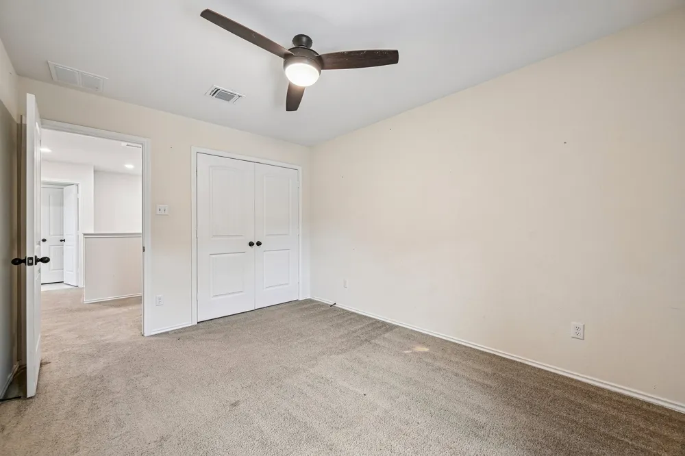 4002 Kings Canyon Drive Taylor, TX 76574