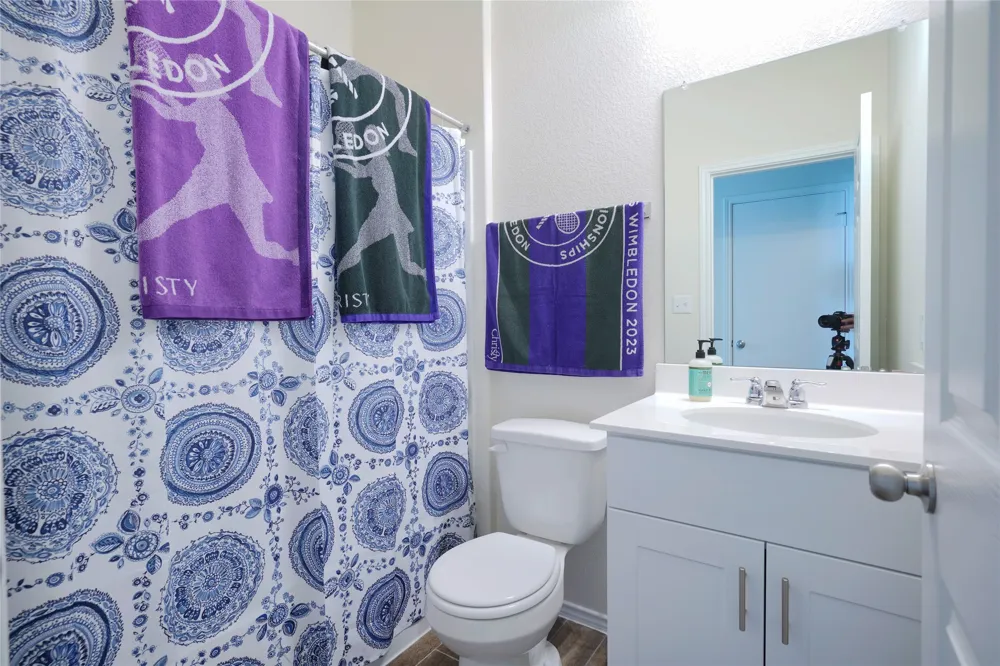 545 Tree Nut Loop Buda, TX 78610