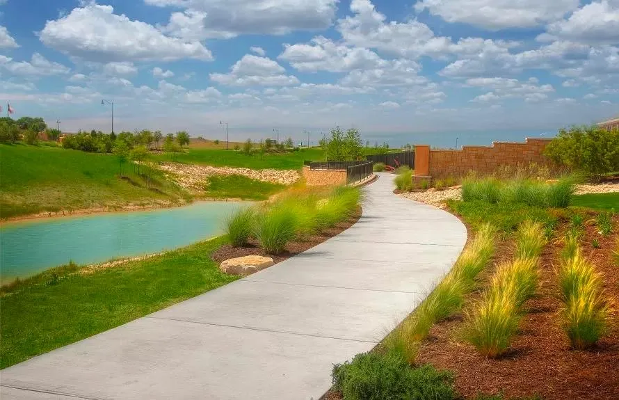 545 Tree Nut Loop Buda, TX 78610