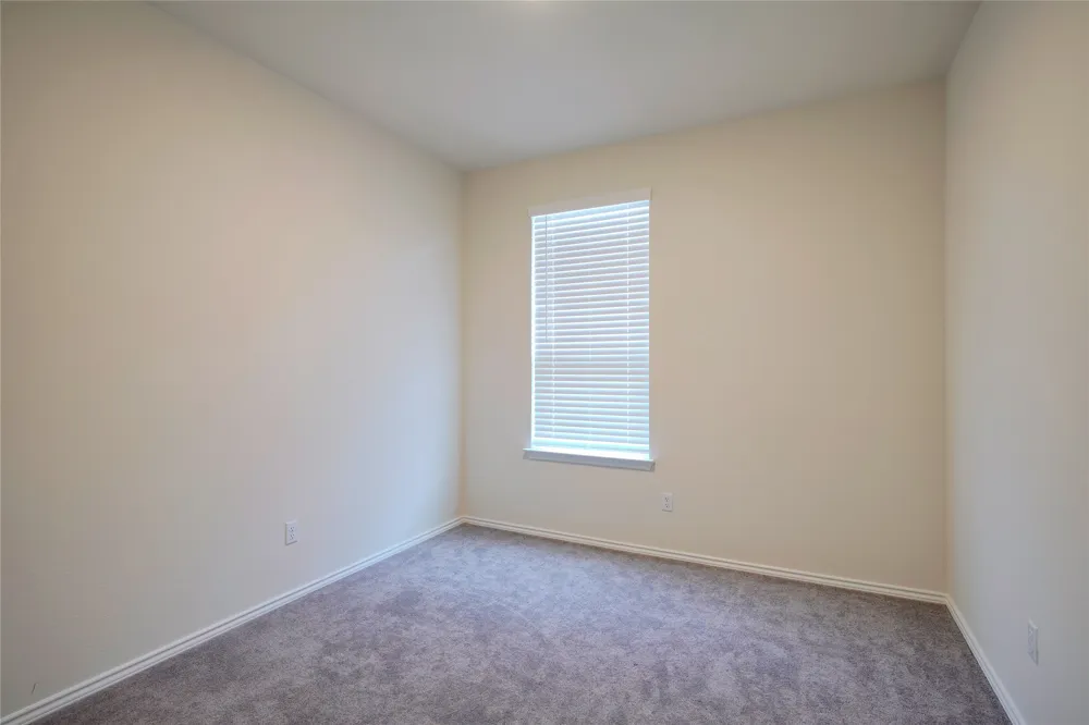 545 Tree Nut Loop Buda, TX 78610