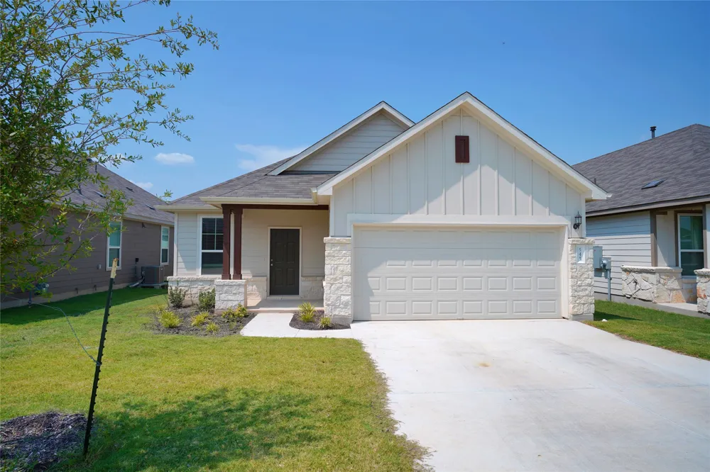 545 Tree Nut Loop Buda, TX 78610