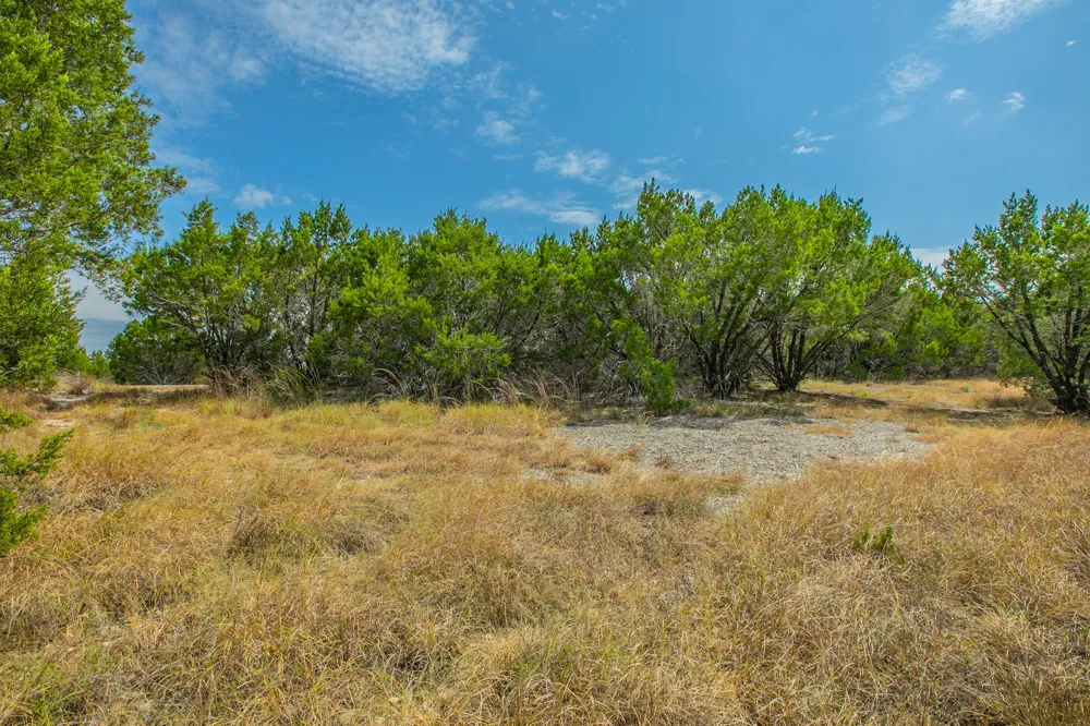 76 balcones Ridge Way Bertram, TX 78605