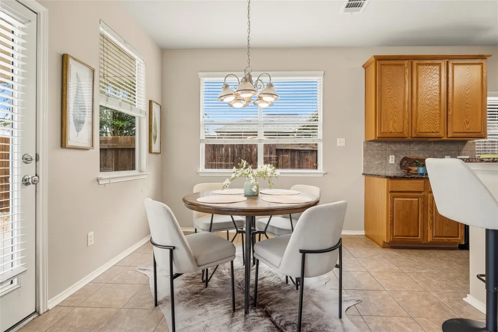 11512 Shadow Creek Drive Manor, TX 78653
