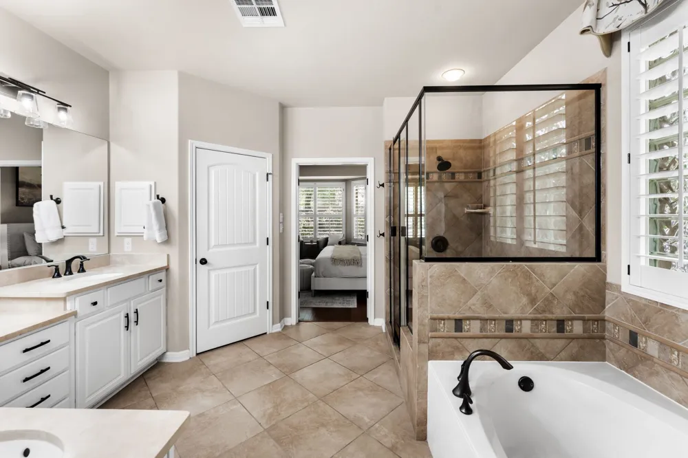 12025 Montclair Bend Austin, TX 78732