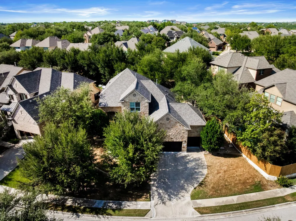 12025 Montclair Bend Austin, TX 78732