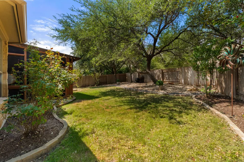 12025 Montclair Bend Austin, TX 78732