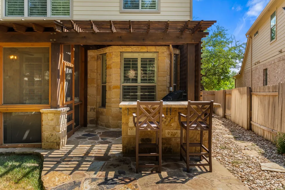 12025 Montclair Bend Austin, TX 78732