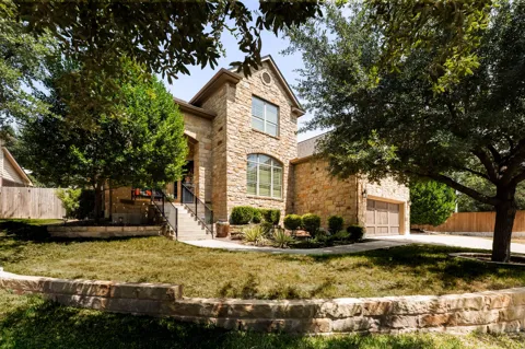 12025 Montclair Bend