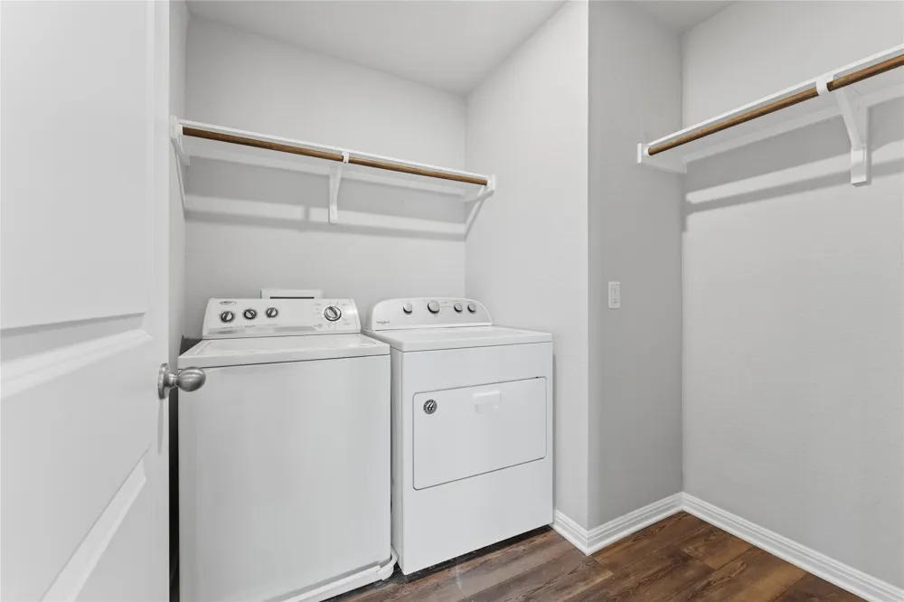 917 Lone Peak Way Dripping Springs, TX 78620