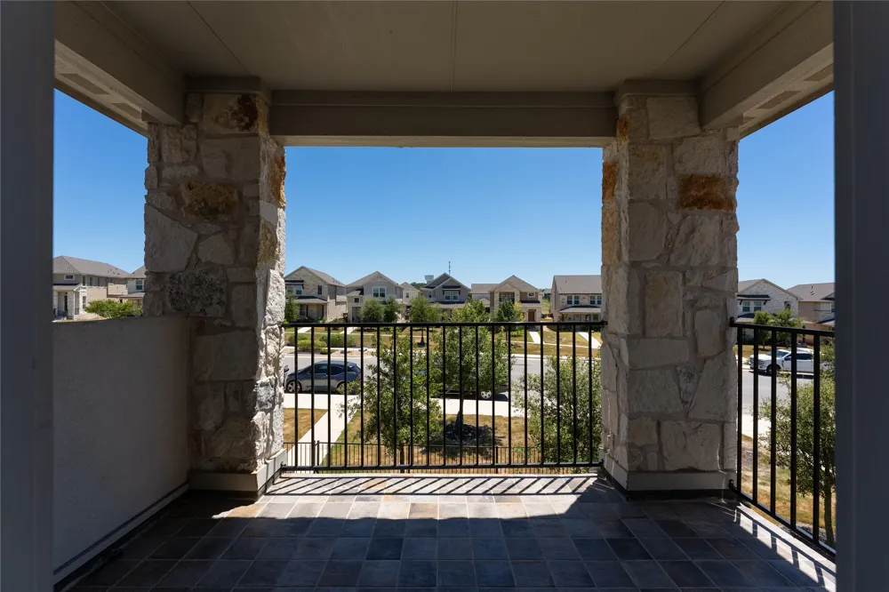 917 Lone Peak Way Dripping Springs, TX 78620