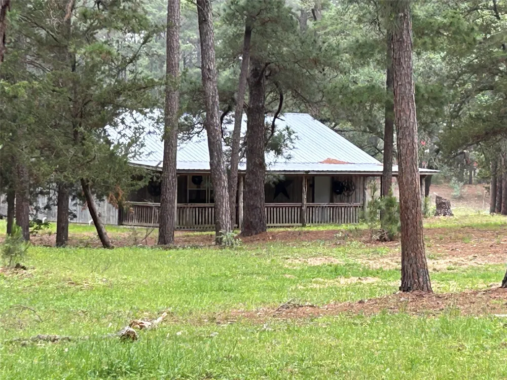 5455 Us-77 Highway La Grange, TX 78945