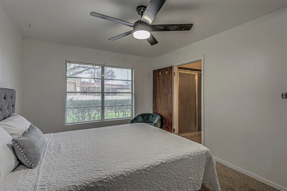 5304 Bedford Kingsland, TX 78639