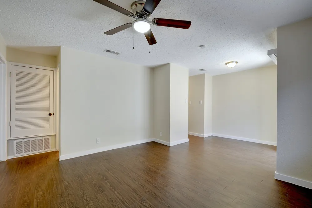 4802 W Wind Trail #103 Austin, TX 78745