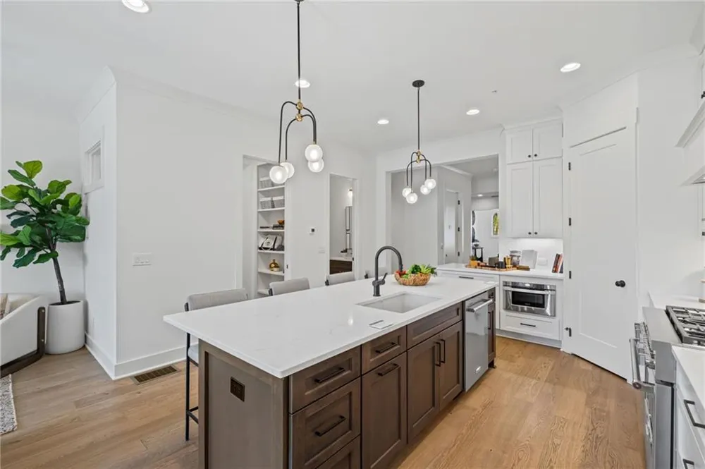 580 Brashy Street Woodstock, GA 30188