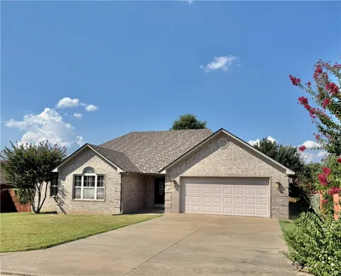 173 Hawthorne Lane