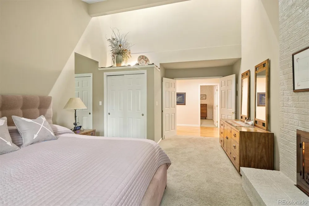 9561 E Lake Circle Greenwood Village, CO 80111