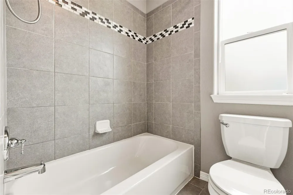 2063 Tabor Street Berthoud, CO 80513