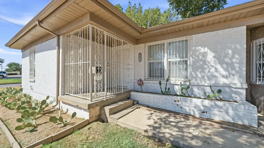 3008 Miller Avenue Fort Worth, TX 76105