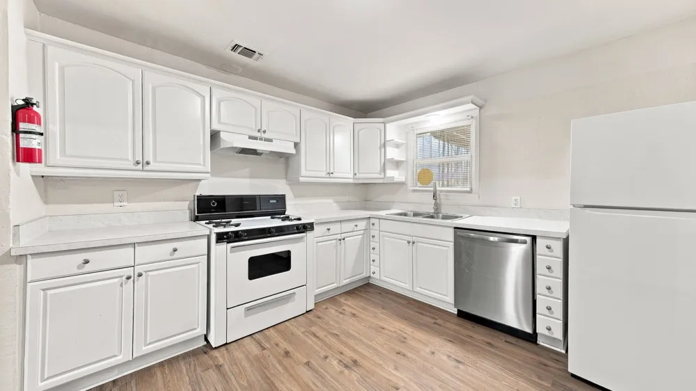 3008 Miller Avenue Fort Worth, TX 76105
