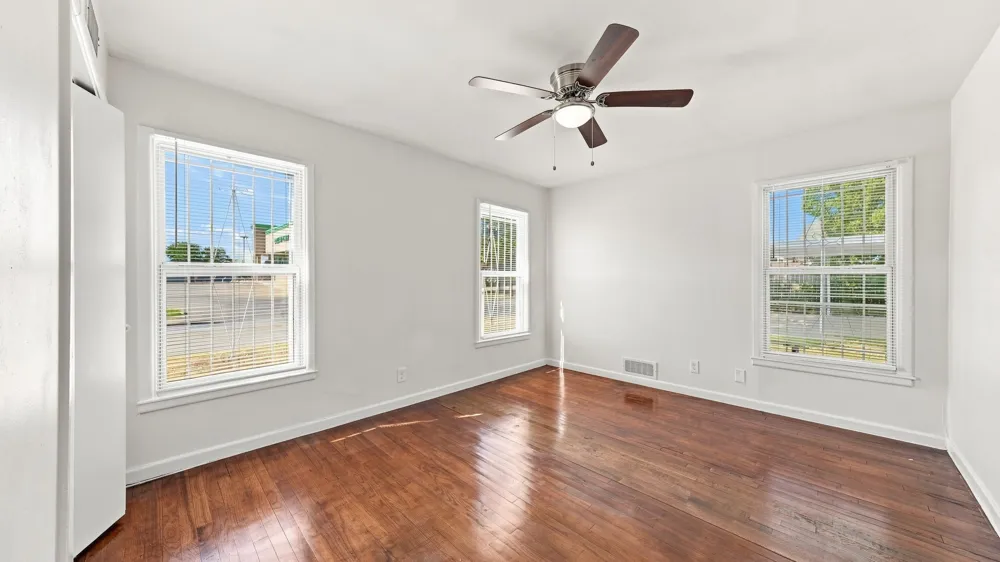 3008 Miller Avenue Fort Worth, TX 76105